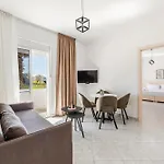 Appartamento 1br With Mountain Views By Pikhost