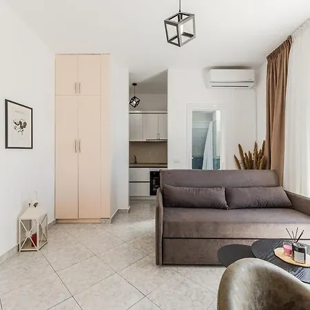 アパート 1br With Mountain Views By Pikhost *