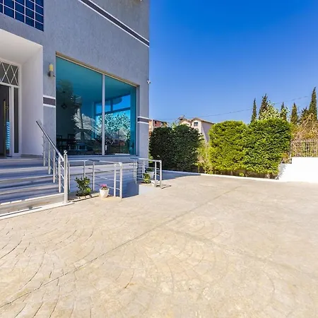 1br With Mountain Views By Pikhost Golem (Tirana)