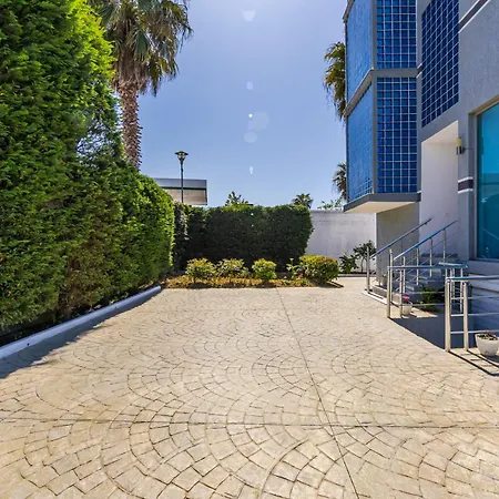 1br With Mountain Views By Pikhost