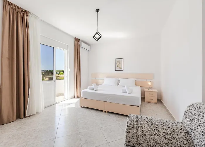 1br With Mountain Views By Pikhost Lägenhet